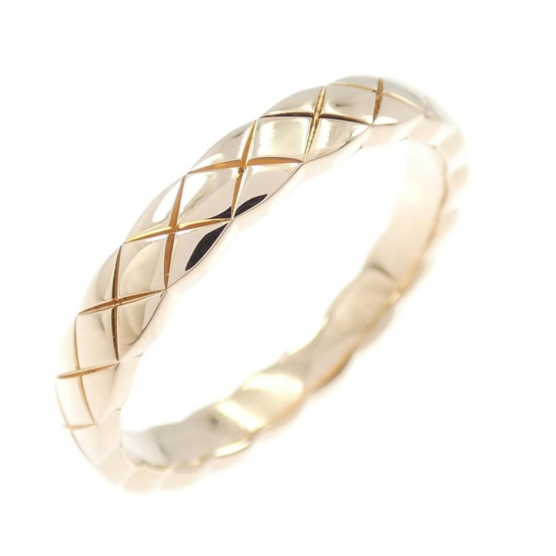 Chanel Coco Crush Mini Ring: --- Catalog ---Category: SizeUS Size: 8Brand Size: 56Category: DesignType: Band ringColor: Pink goldGender: WomenMaterial: Pink gold (18K)Category: GeneralMPN: J11785Brand: Chanel--- Item List ---Sect