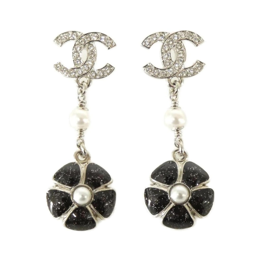 Chanel ABG897 Earrings: --- Catalog ---Category: SizeSize (HxWxD): 45.00mm x 15.00mm / 1.77'' x 0.59''Category: DesignType: Drop earringsColor: Black, WhiteStone: Artificial pearl, CrystalGender: WomenCategory: