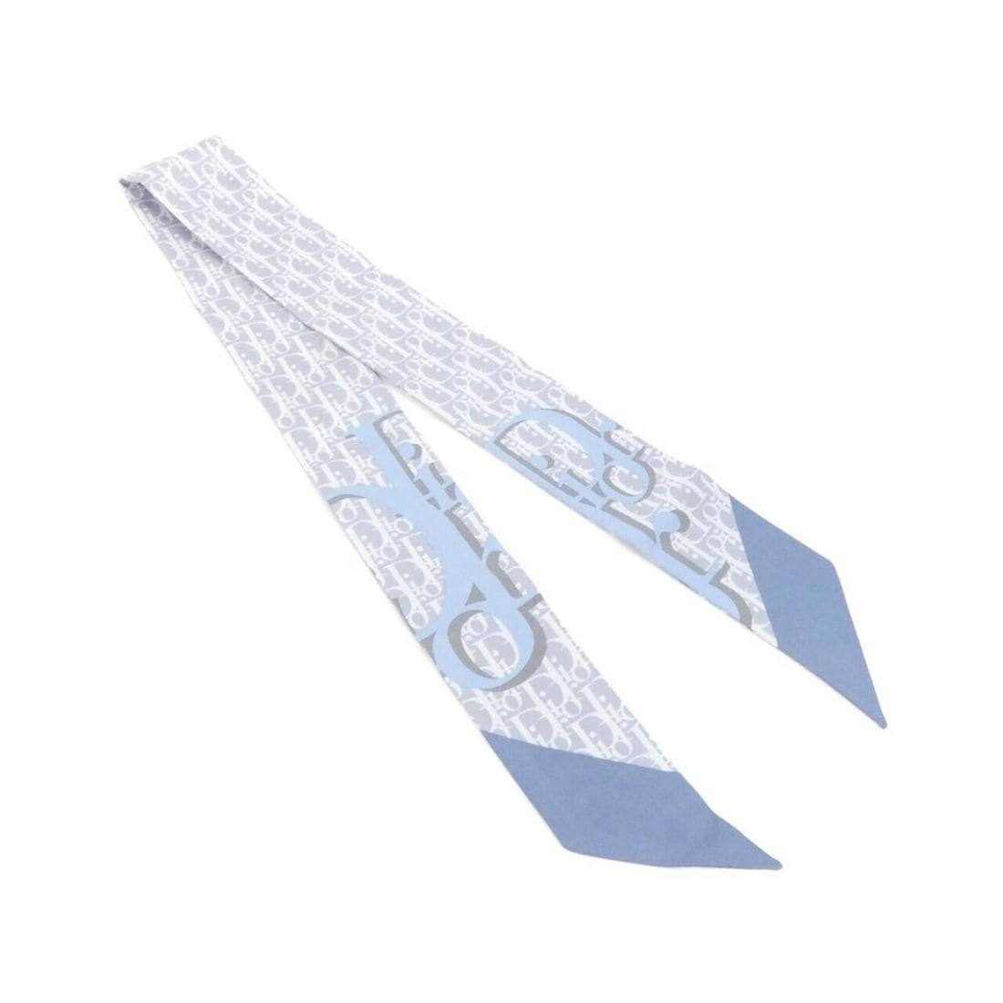 Christian Dior DIOR INFINI 62TM106I6055 Scarf/Muffler: --- Catalog ---Category: SizeSize (LxW): 1.05m x 6cm / 41.33'' x 2.36''Category: DesignType: ScarfColor: BlueGender: WomenMaterial: Silk Category: GeneralBrand: Christian DiorModel: 62TM106I6055---