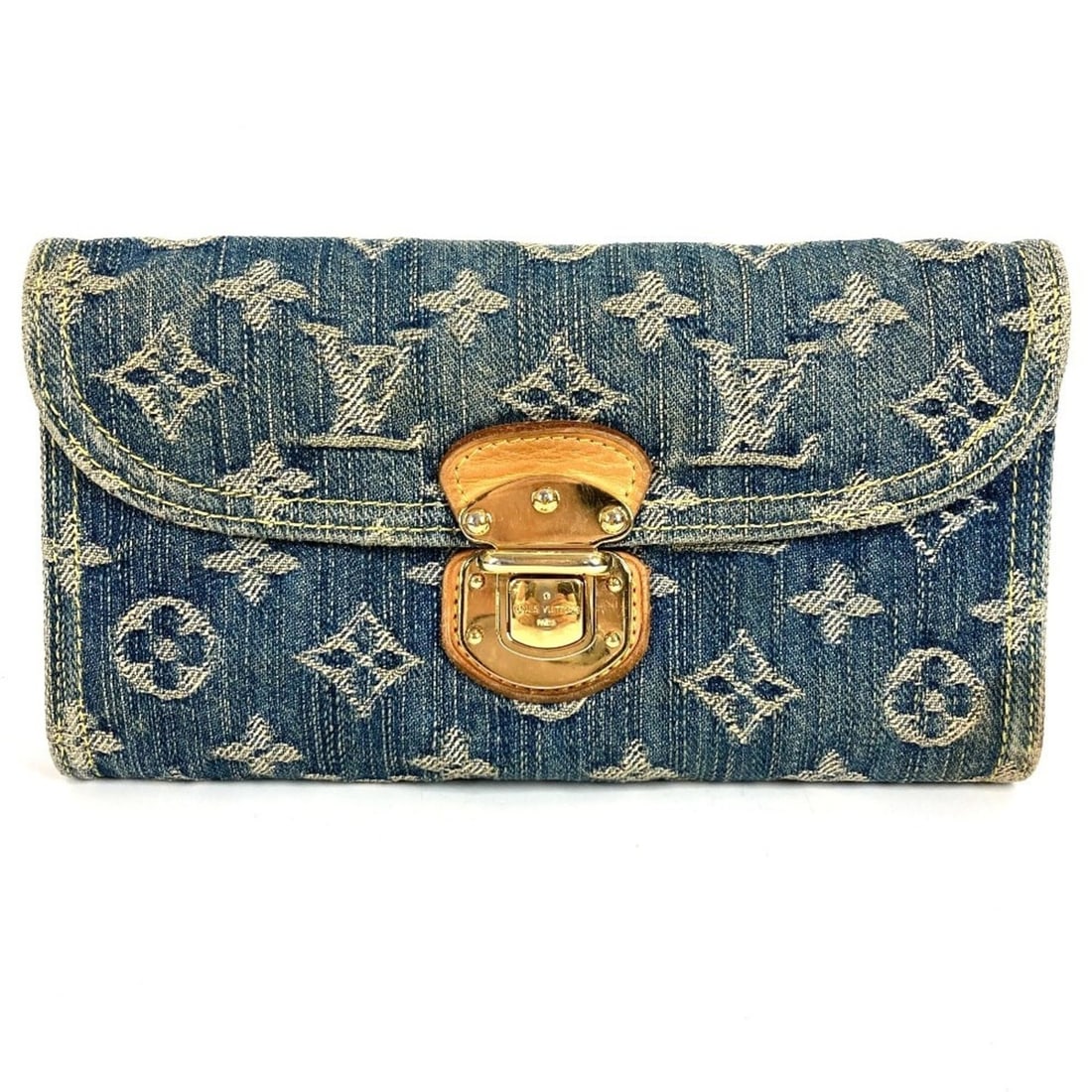 LOUIS VUITTON M95511 Monogram Denim Portefeuille Amelia Long Wallet, Tri-fold Canvas, Men's/Women's,: --- Catalog ---Category: SizeSize (HxWxD): 11cm x 19cm / 4.33'' x 7.48''Category: DesignType: Long wallet (tri-fold)Color: BlueGender: Men,WomenMaterial: Monogram Denim Category: GeneralMPN: M95511Bra