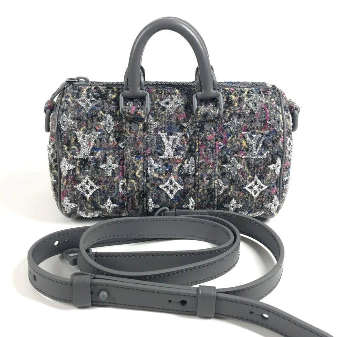 LOUIS VUITTON M80821 LV Felt Monogram Keepall XS 2-Way Bag, Handbag, Mini Boston Shoulder Tweed: --- Catalog ---Category: SizeSize (HxWxD): 12cm x 21cm x 7.5cm / 4.72'' x 8.26'' x 2.95''Category: DesignType: Boston bag, Handbag, Shoulder bagColor: GrayGender: Men,WomenMaterial: Tweed , Leather Ca