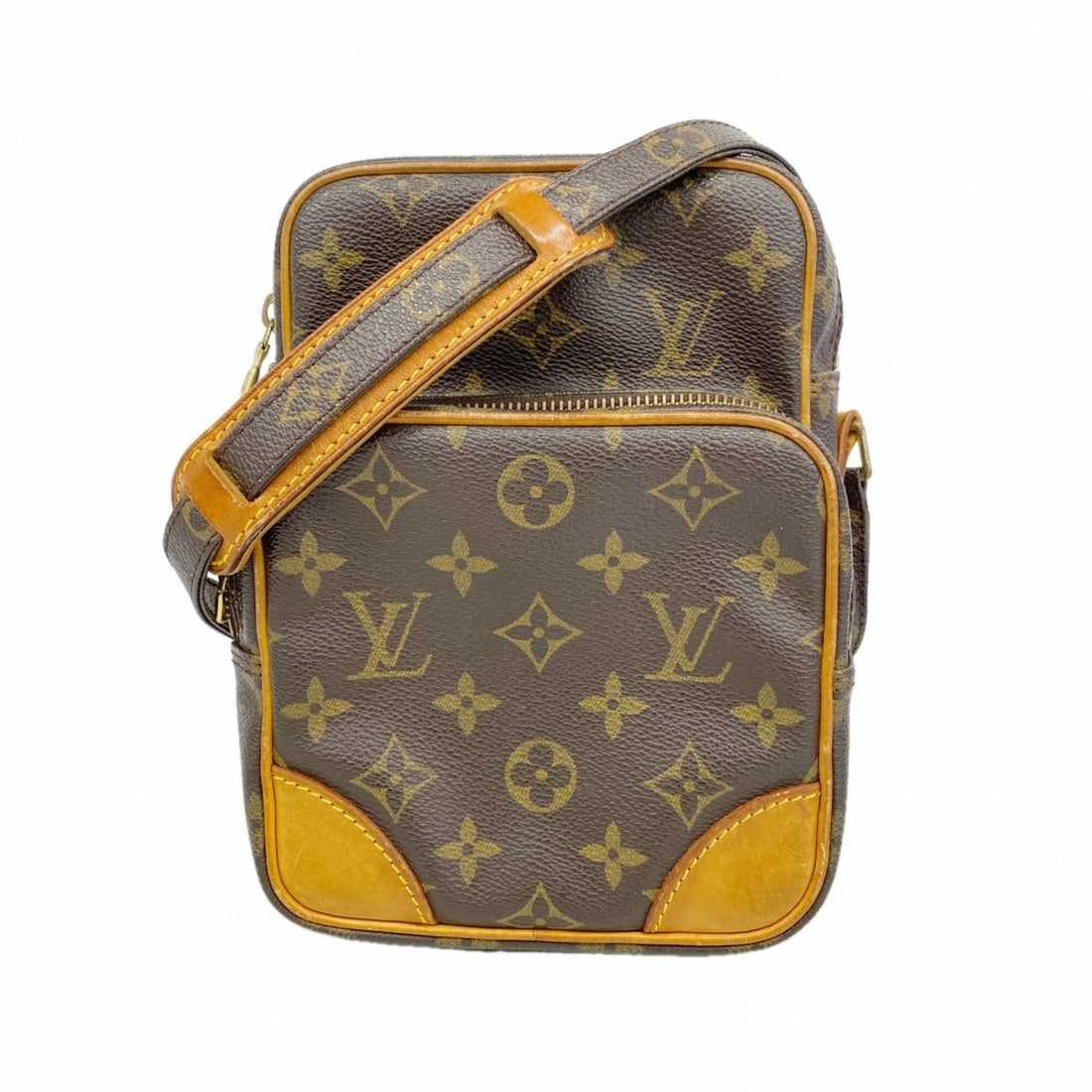 Louis Vuitton Monogram Amazon Shoulder Bag M45236 Brown Women's P3038706: --- Catalog ---Category: SizeSize (HxWxD): 21cm x 15cm x 9.5cm / 8.26'' x 5.9'' x 3.74''Category: DesignType: Shoulder bagColor: BrownGender: WomenCategory: GeneralMPN: M45236Brand: Louis Vuitton--- I