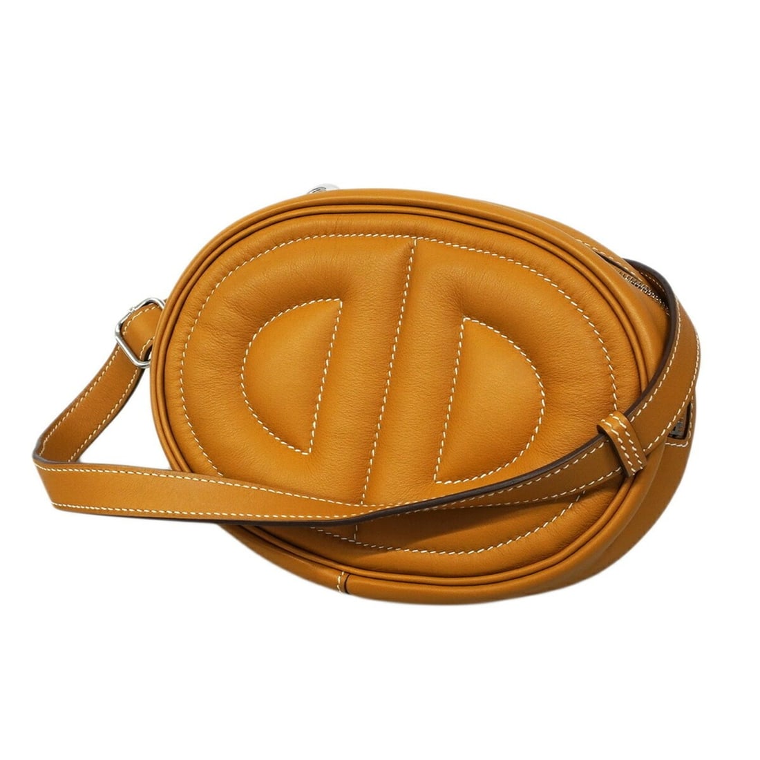 Hermes In-the-Loop Verso Swift Sesame Lime Waist Bag (D Stamp) - Women's: --- Catalog ---Category: SizeSize (HxWxD): 14cm x 18.5cm x 3.5cm / 5.51'' x 7.28'' x 1.37''Category: DesignType: Fanny packColor: LimeGender: WomenMaterial: Swift leather Hardware Color: SilverCategor