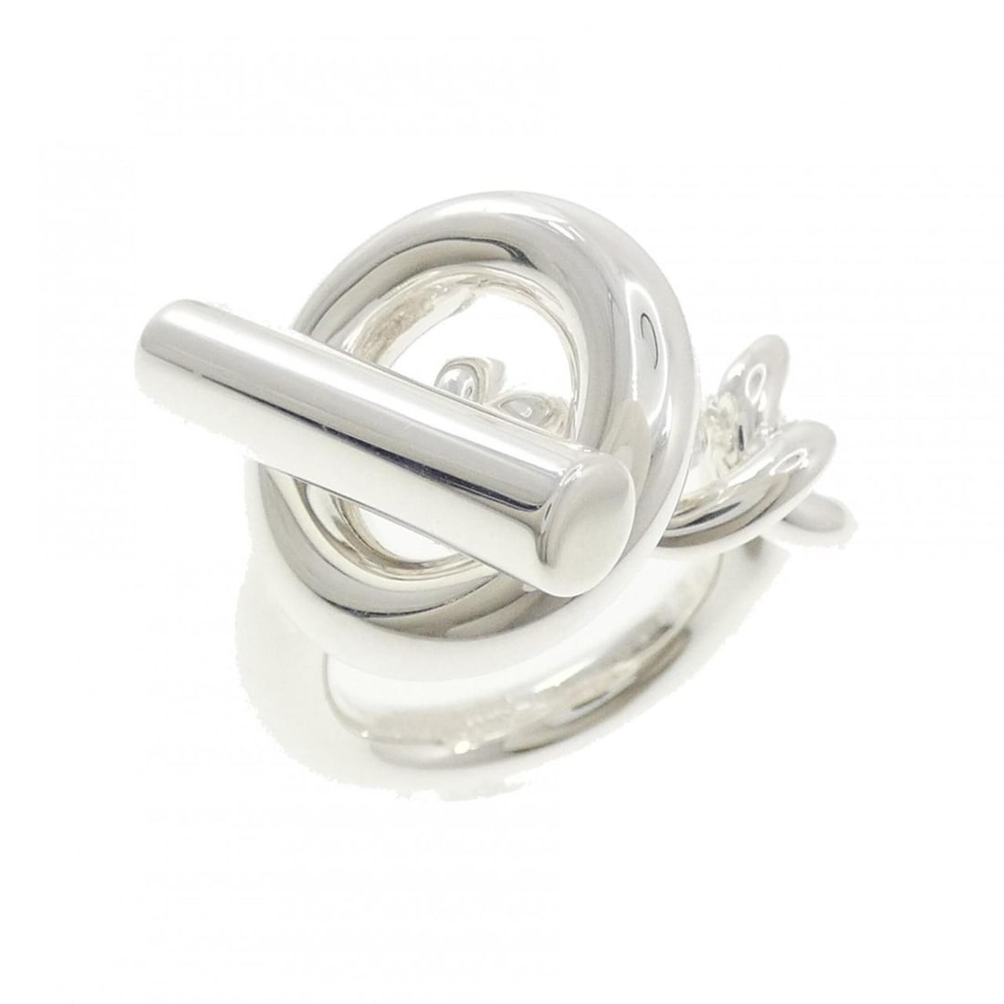 Hermes Hermès Croisette Ring: --- Catalog ---Category: SizeUS Size: 6.5Brand Size: 52Category: DesignType: Band ringGender: WomenMaterial: Silver 925Category: GeneralMPN: H104587BBrand: Hermes--- Item List ---Section: