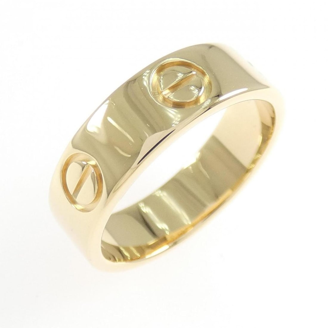 Cartier Love Ring: --- Catalog ---Category: SizeUS Size: 6Brand Size: 51Category: DesignType: Band ringGender: WomenMaterial: Yellow gold (18K)Category: GeneralMPN: B4084600Brand: Cartier--- Item List ---Section: