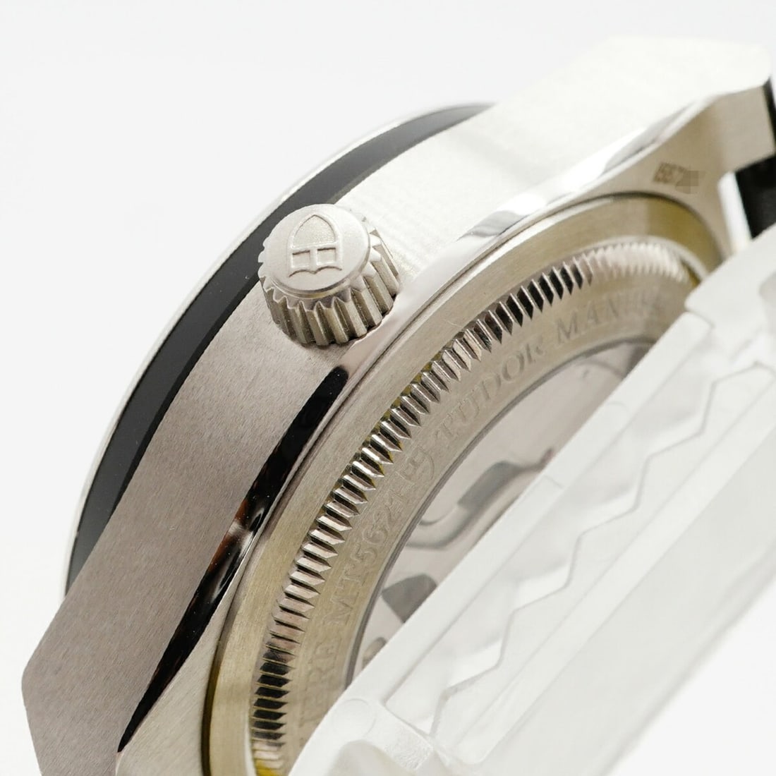Chanel Ultra Collection Large Ring - 8