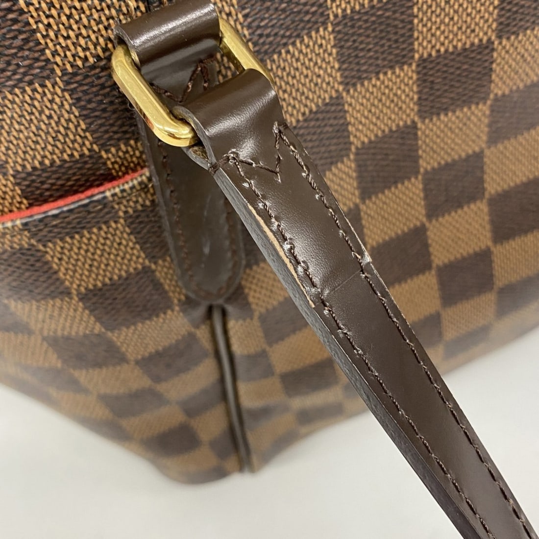 Chanel C Charm - 7