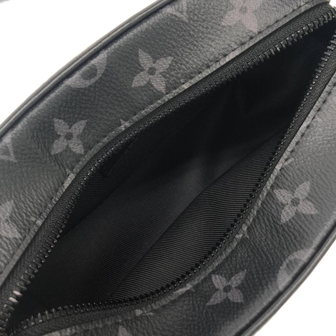 Louis Vuitton Monogram Eclipse Mini Soft Trunk M44735 Shoulder Bag - 7