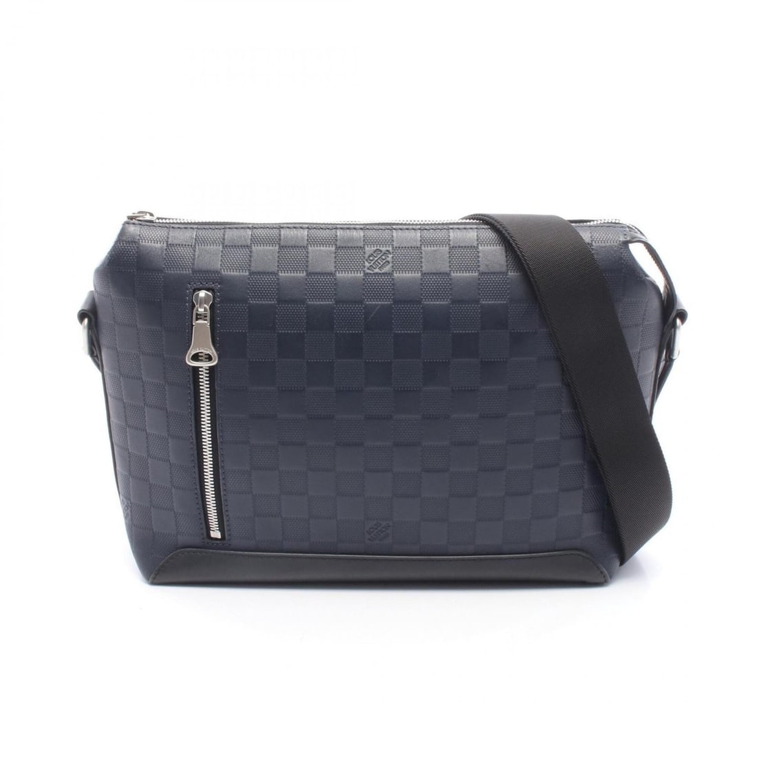 Louis Vuitton Discovery Messenger PM Shoulder Bag/Handbag, Leather, Damier Infini, Men's,: --- Catalog ---Category: SizeSize (HxWxD): 24cm x 29.5cm x 9cm / 9.44'' x 11.61'' x 3.54''Strap Length: 89cm - 147cm / 35.03'' - 57.87''Category: DesignType: Handbag, Shoulder bagColor: Black, Infini,