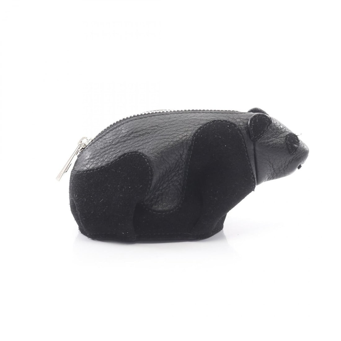 Loewe Panda Coin Purse Wallet - Leather Suede Women's Black 199.61JH75: --- Catalog ---Category: SizeSize (HxWxD): 6cm x 13cm x 6cm / 2.36'' x 5.11'' x 2.36''Category: DesignType: Coin purse/coin caseColor: BlackGender: WomenMaterial: Leather , Suede Category: GeneralMPN: