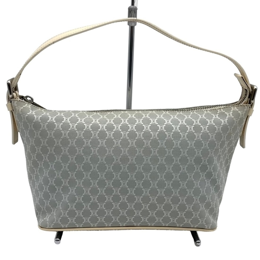 CELINE Macadam Shoulder Bag Handbag Canvas Leather Women's: --- Catalog ---Category: SizeSize (HxWxD): 16cm x 29cm x 11cm / 6.29'' x 11.41'' x 4.33''Category: DesignType: Handbag, Shoulder bagColor: GrayGender: WomenMaterial: Canvas Category: GeneralBrand: Cel