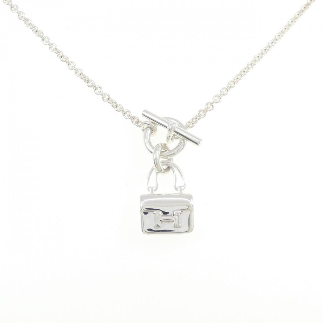 Hermes Amulette Constance Necklace (1 of 11)