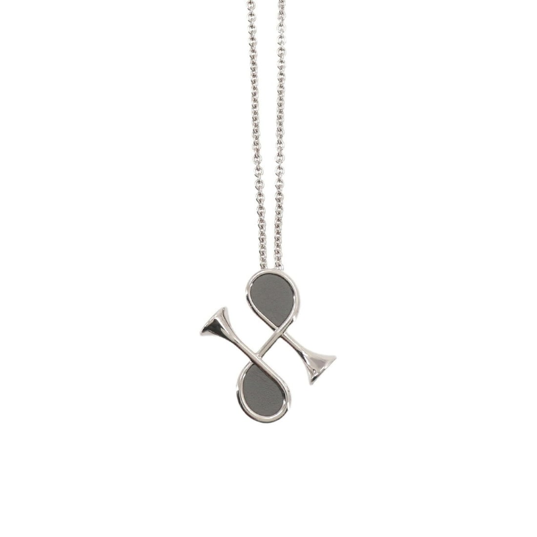 Hermes Cor H Necklace, Grimayer Silver Swift Leather, Horn Motif: --- Catalog ---Category: SizePendant Size: 32mm x 30mm / 1.25'' x 1.18''Neck Circumference: 39.3 cm / 15.47''Category: DesignColor: Gray, SilverGender: WomenNecklace Type: NecklaceCategory: GeneralBra