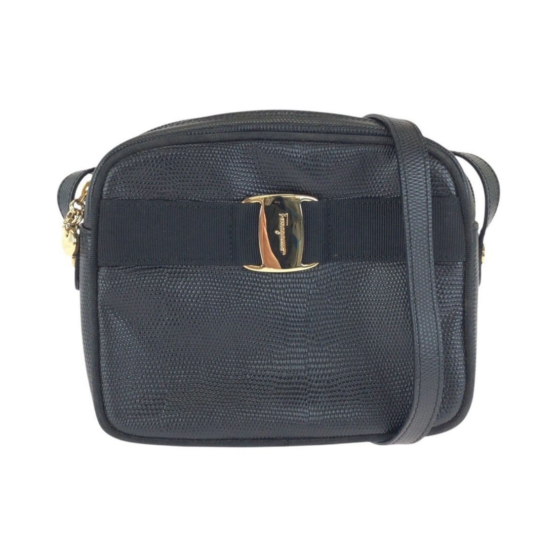Salvatore Ferragamo Vara embossed black leather shoulder bag/pouch for women with gold hardware.: --- Catalog ---Category: SizeSize (HxWxD): 15cm x 18cm x 6cm / 5.9'' x 7.08'' x 2.36''Category: DesignType: Pochette, Shoulder bagColor: BlackGender: WomenMaterial: Leather Category: GeneralBrand: Sal