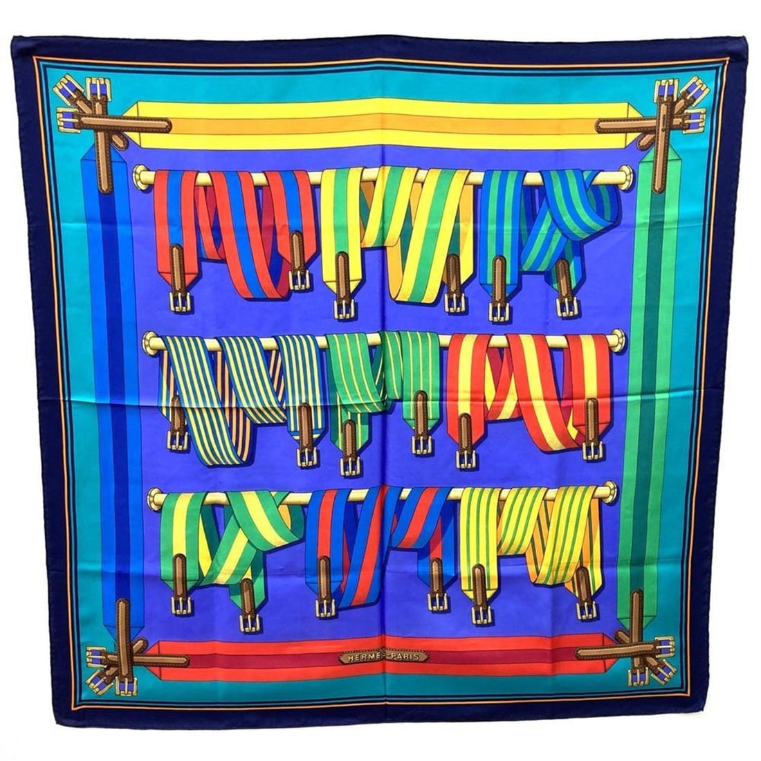 HERMES Carre 90 J METZ Les Sangles Suspender Belt Scarf Muffler Silk Navy Women's: --- Catalog ---Category: SizeSize (LxW): 86cm x 89cm / 33.85'' x 35.03''Category: DesignType: ScarfColor: NavyGender: WomenMaterial: Silk Category: GeneralBrand: Hermes--- Item List ---Section: Condit