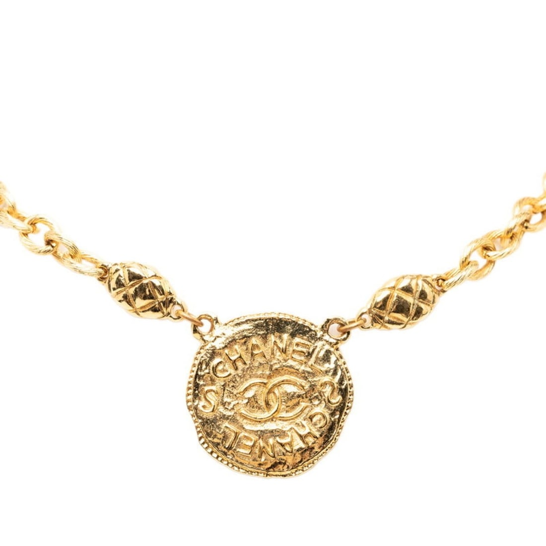 Chanel Matelassé Coco Mark Vintage Chain Necklace Gold Plated Women's CHANEL: --- Catalog ---Category: SizePendant Size: 32.4mm x 32.6mm / 1.27'' x 1.28''Neck Circumference: 41.5 cm / 16.33''Category: DesignColor: GoldGender: WomenNecklace Type: NecklaceCategory: GeneralBrand: 