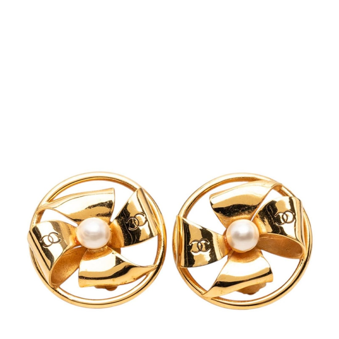 Chanel Coco Mark Ribbon Round Earrings, Gold Plated, Faux Pearl, Women's CHANEL: --- Catalog ---Category: SizeStone Size (HxW): 34.30mm x 34.30mm / 1.35'' x 1.35''Category: DesignColor: GoldGender: WomenCategory: GeneralBrand: Chanel--- Item List ---Section: ConditionRanking: Rank