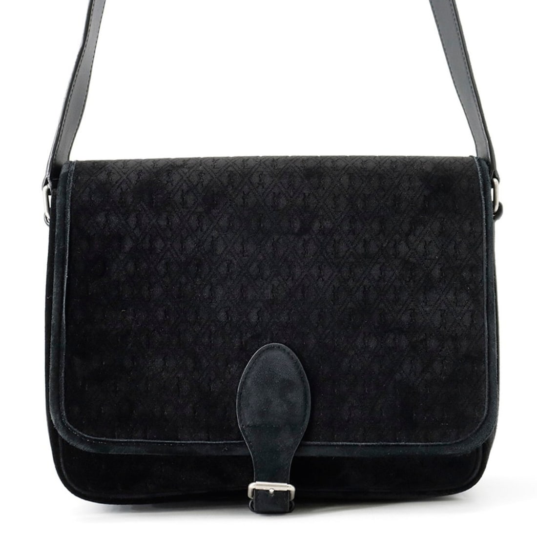 Yves Saint Laurent Saint Laurent Paris Shoulder Bag YSL Monogram Velvet 688253 SAINT LAURENT PARIS: --- Catalog ---Category: SizeWeight: 680g / 1.49lb.Size (HxWxD): 19cm x 26cm x 8.5cm / 7.48'' x 10.23'' x 3.34''Strap Length: 104.5cm - 116.5cm / 41.14'' - 45.86''Category: DesignType: Handbag, Should