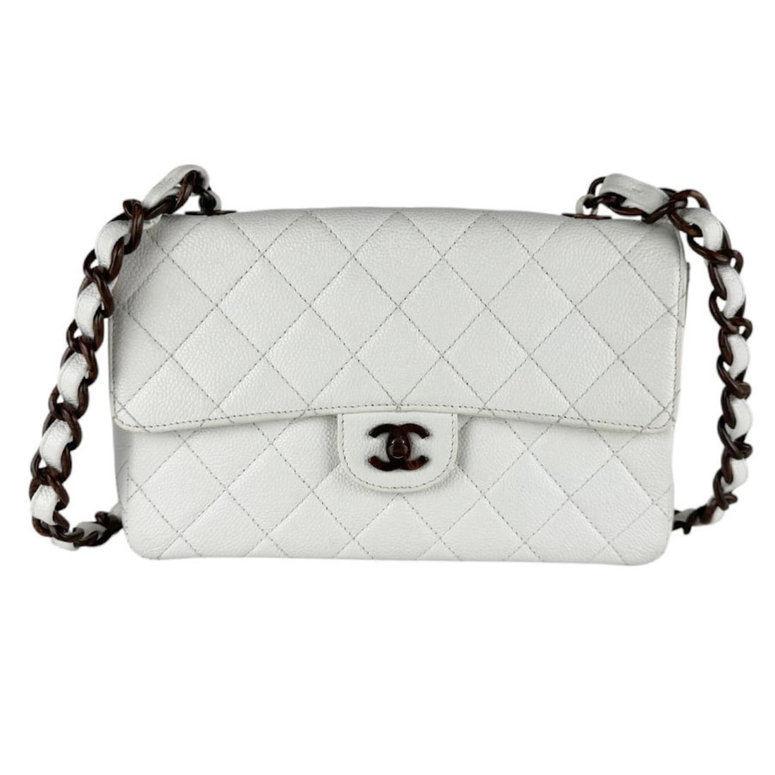 Chanel CHANEL Shoulder Bag, Caviar Leather, Wood, White, Brown, Women's z10075: --- Catalog ---Category: SizeSize (HxWxD): 17cm x 25cm x 7cm / 6.69'' x 9.84'' x 2.75''Category: DesignType: Shoulder bagColor: Brown, WhiteGender: WomenMaterial: Grained Calfskin , Wood Category: Gen