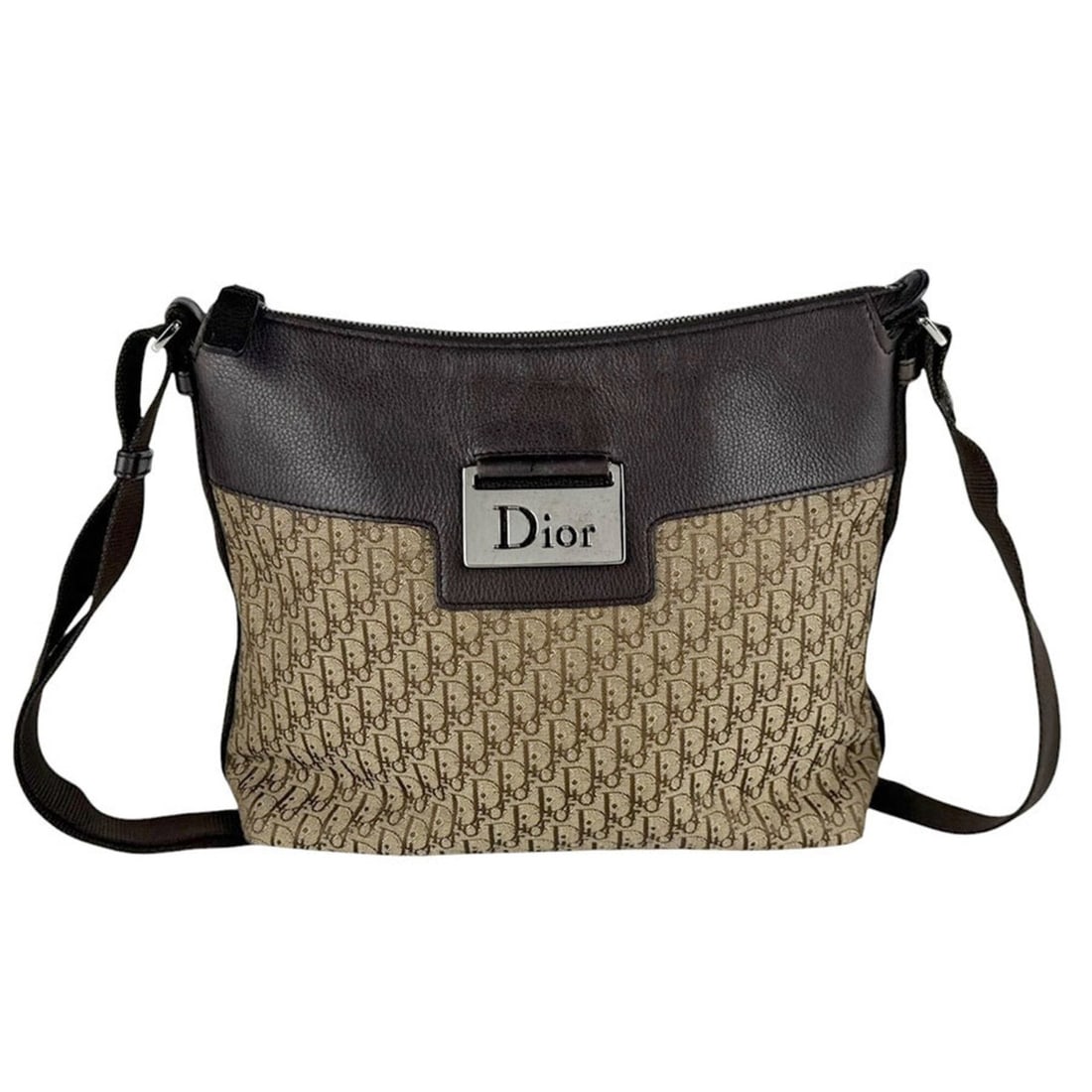 Christian Dior shoulder bag, nylon canvas and leather, brown, women's, z10082: --- Catalog ---Category: SizeSize (HxWxD): 22cm x 25cm x 10cm / 8.66'' x 9.84'' x 3.93''Category: DesignType: Shoulder bagColor: BrownGender: WomenMaterial: Nylon canvas , Leather Category: GeneralBra