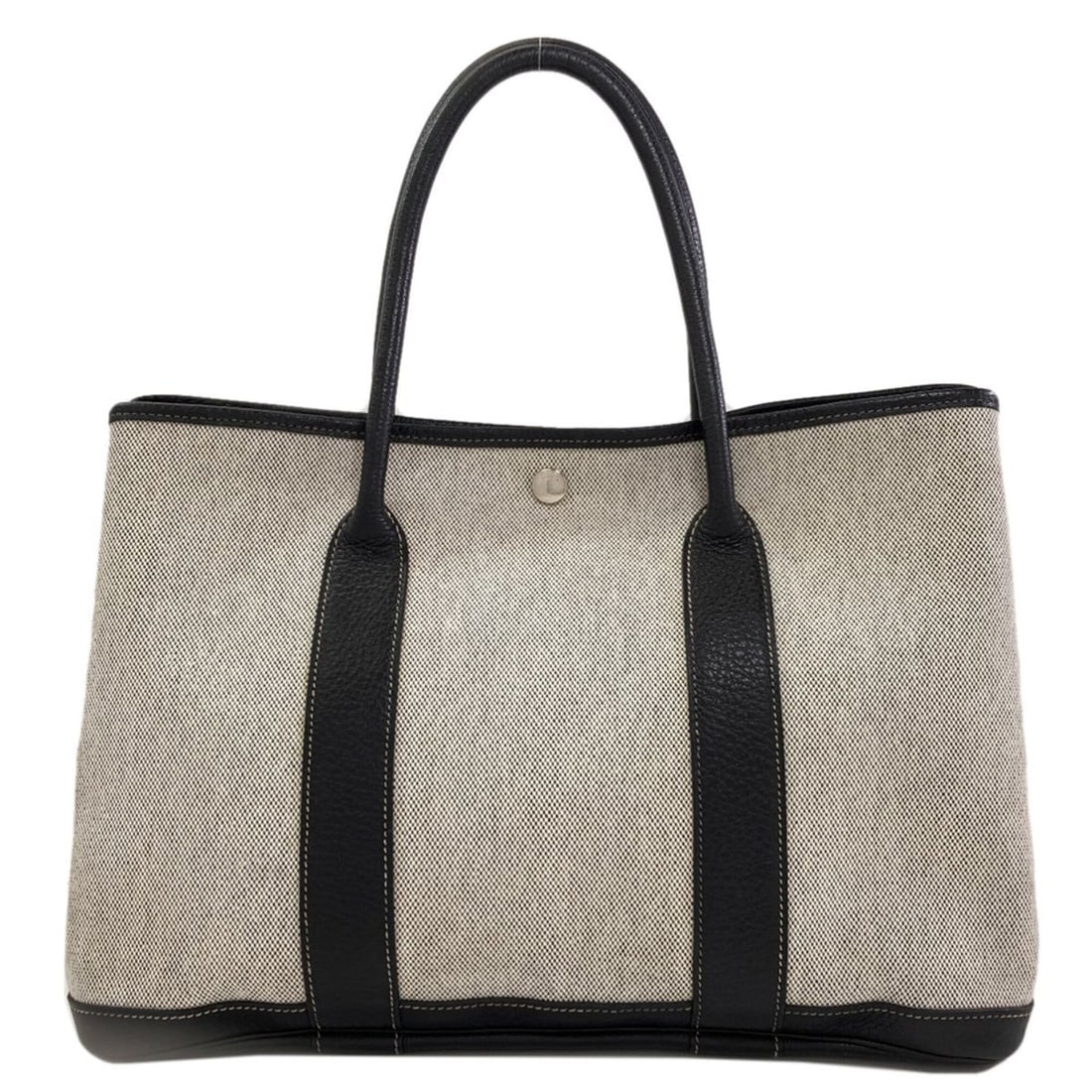 Hermes Garden Party PM Silver Hardware Handbag Toile H/Buffle Women's HERMES: --- Catalog ---Category: SizeSize (HxWxD): 26cm x 35cm x 17cm / 10.23'' x 13.77'' x 6.69''Category: DesignType: HandbagColor: GrayGender: WomenMaterial: Toile H Category: GeneralBrand: Hermes--- Item 