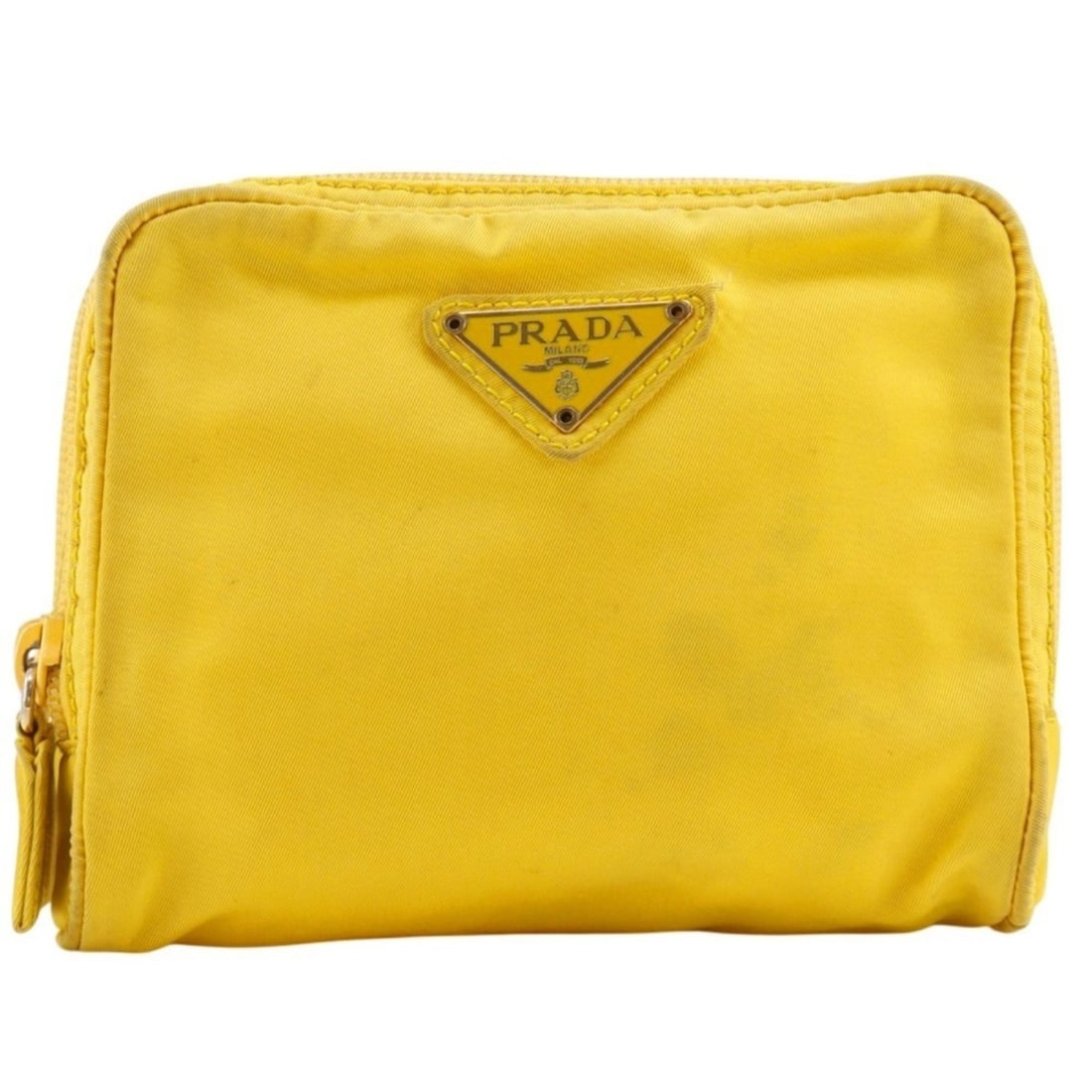 Prada pouch, nylon, yellow, unisex.: --- Catalog ---Category: SizeWeight: 80g / 2.82oz.Size (HxWxD): 12cm x 15cm x 5.5cm / 4.72'' x 5.9'' x 2.16''Category: DesignType: PouchColor: YellowGender: Unisex,Men,WomenMaterial: Nylon Category: G