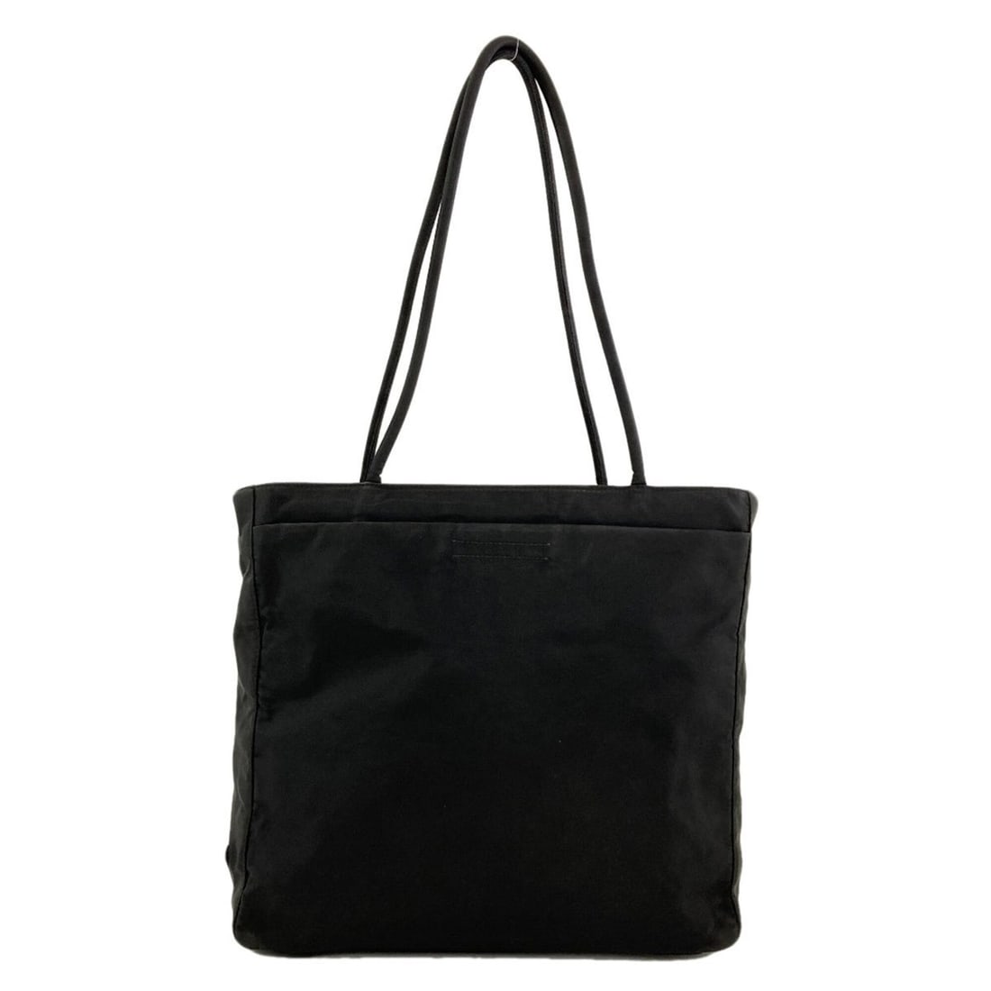 Prada logo hardware tote bag, nylon material, women's. PRADA: --- Catalog ---Category: SizeSize (HxWxD): 27cm x 28cm x 9cm / 10.62'' x 11.02'' x 3.54''Category: DesignType: Tote bagColor: BlackGender: WomenMaterial: Nylon Category: GeneralBrand: Prada--- Item Li