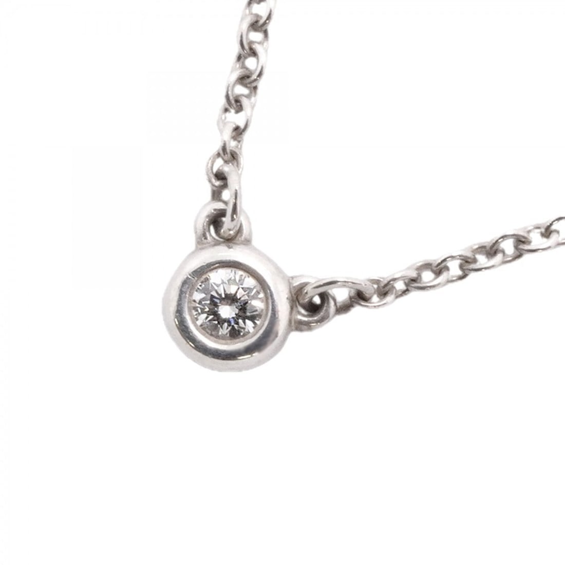 Tiffany & Co. By the Yard Necklace, 1PD (One Diamond), Sterling Silver 925, Women's, P3051968: --- Catalog ---Category: SizePendant Size: 4.2mm x 3.7mm / 0.16'' x 0.14''Neck Circumference: 41.5 cm / 16.33''Category: DesignStone: DiamondGender: WomenMaterial: Silver 925Necklace Type: NecklaceCat