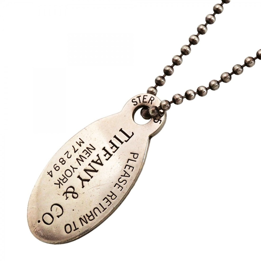 Tiffany & Co. Return to Oval Necklace, Sterling Silver 925, for Men and Women: --- Catalog ---Category: SizePendant Size: 42.4mm x 20.7mm / 1.66'' x 0.81''Neck Circumference: 88 cm / 34.64''Category: DesignGender: Men,WomenMaterial: Silver 925Necklace Type: NecklaceCategory: Gen