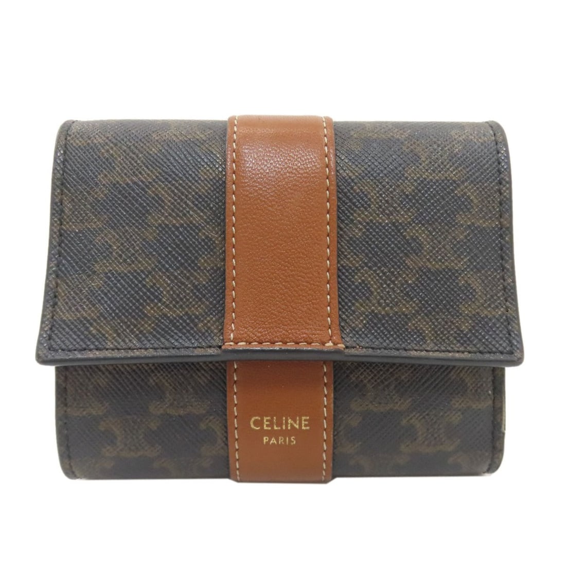 Celine Small Trifold Wallet, Tri-fold PVC, Women's CELINE: --- Catalog ---Category: SizeSize (HxWxD): 9.5cm x 10.5cm x 3.5cm / 3.74'' x 4.13'' x 1.37''Category: DesignType: Wallet (tri-fold)Color: BrownGender: WomenClosure: Button, Snap fastenerMaterial: PVC 