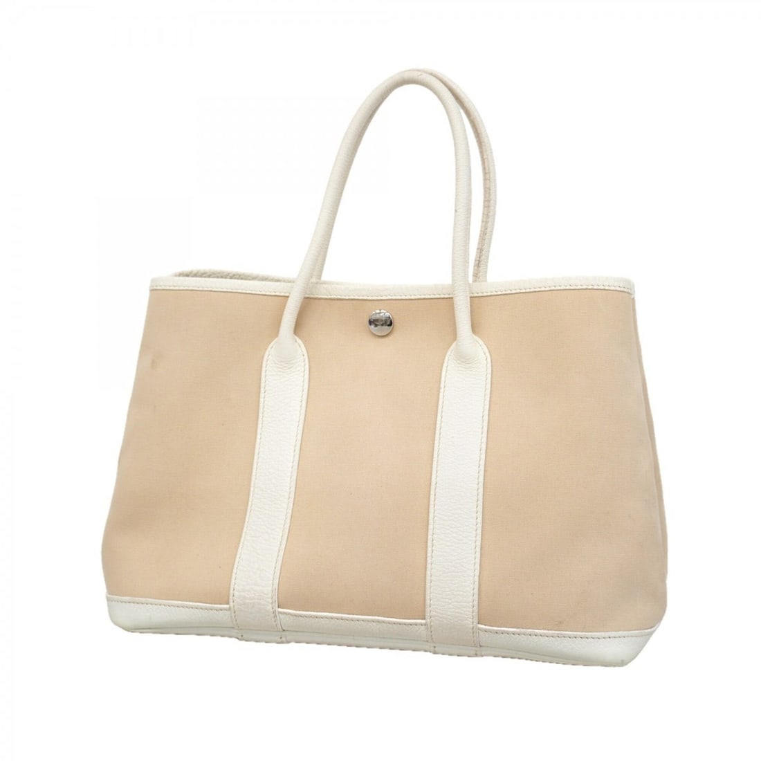 Hermes Garden TPM Toile Officier White Handbag (?N stamp) - Ladies: --- Catalog ---Category: SizeSize (HxWxD): 21cm x 29cm x 13cm / 8.26'' x 11.41'' x 5.11''Category: DesignType: HandbagColor: WhiteGender: WomenMaterial: Toile officier Hardware Color: SilverCategory: 