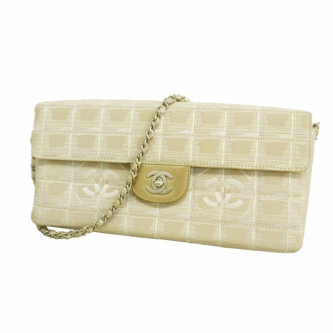 Chanel New Travel Chain Shoulder Bag, Nylon, Beige, Women's: --- Catalog ---Category: SizeSize (HxWxD): 14cm x 26cm x 4cm / 5.51'' x 10.23'' x 1.57''Category: DesignType: Shoulder bagColor: BeigeGender: WomenMaterial: Nylon Hardware Color: SilverCategory: Gener