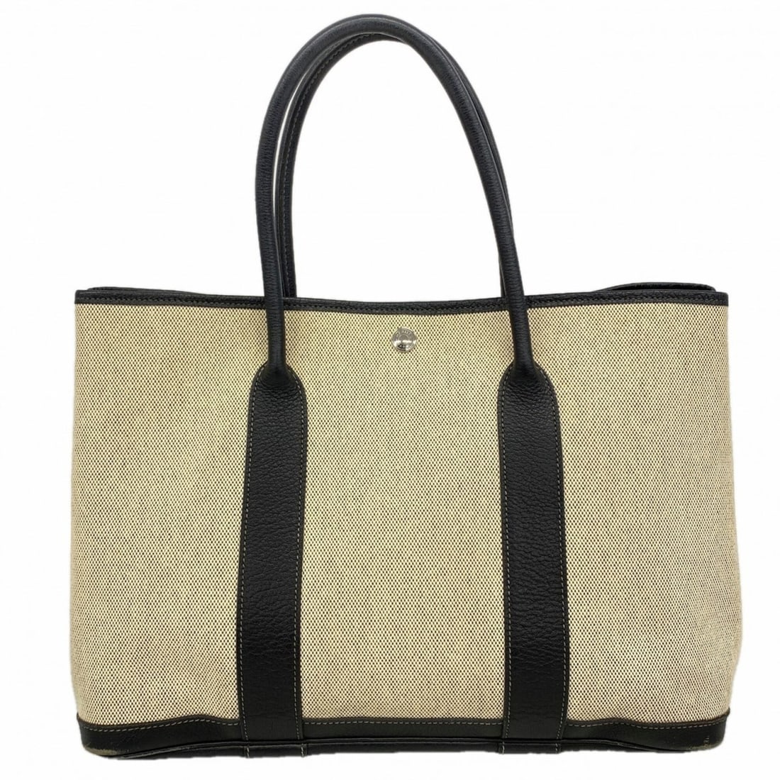 Hermes Garden PM Tote Bag, Toile H, Black/Beige, ?J stamp, Women's.: --- Catalog ---Category: SizeSize (HxWxD): 26cm x 36cm x 17.5cm / 10.23'' x 14.17'' x 6.88''Category: DesignType: Tote bagColor: Beige, BlackGender: WomenMaterial: Toile H Hardware Color: SilverCatego