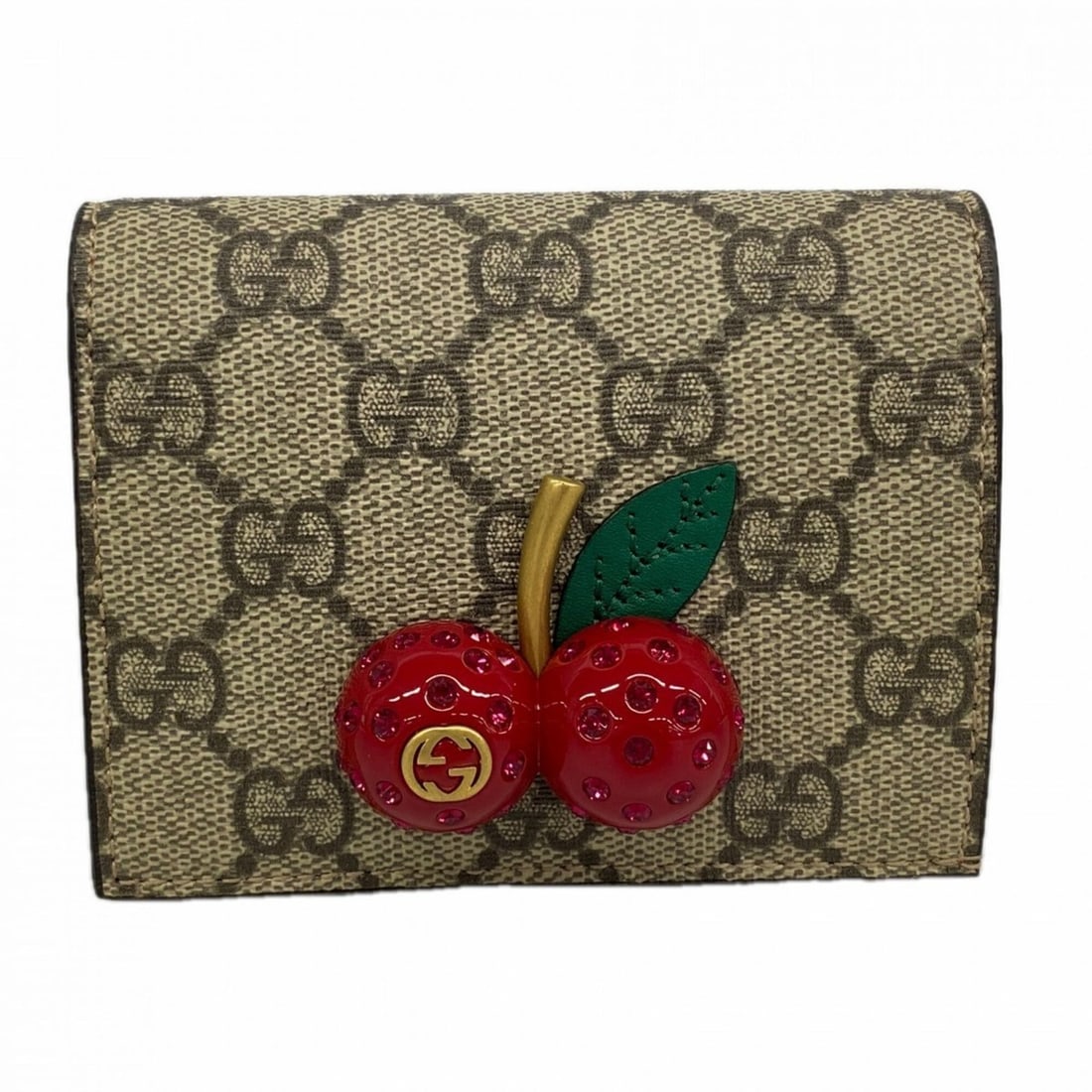 Gucci wallet 476050 beige women's: --- Catalog ---Category: SizeSize (HxWxD): 8cm x 11cm x 2.5cm / 3.14'' x 4.33'' x 0.98''Category: DesignType: Wallet (bi-fold)Color: BeigeGender: WomenMaterial: PVC Category: GeneralMPN: 476050Brand: 