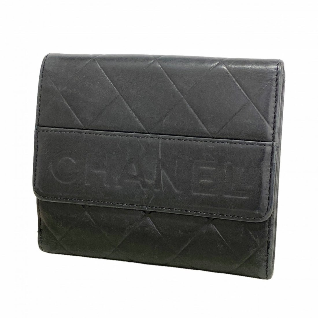Chanel Matelassé Lambskin Wallet, Black, Women's: --- Catalog ---Category: SizeSize (HxWxD): 10.5cm x 12.5cm x 2cm / 4.13'' x 4.92'' x 0.78''Category: DesignType: Wallet (bi-fold)Color: BlackGender: WomenMaterial: Leather Leather/Fur Type: LambskinCa