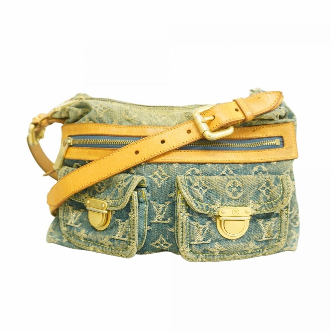 Louis Vuitton Monogram Denim Baggy PM Shoulder Bag M95049 Blue Women's: --- Catalog ---Category: SizeSize (HxWxD): 20cm x 29cm x 10cm / 7.87'' x 11.41'' x 3.93''Category: DesignType: Shoulder bagColor: BlueGender: WomenCategory: GeneralMPN: M95049Brand: Louis Vuitton--- I