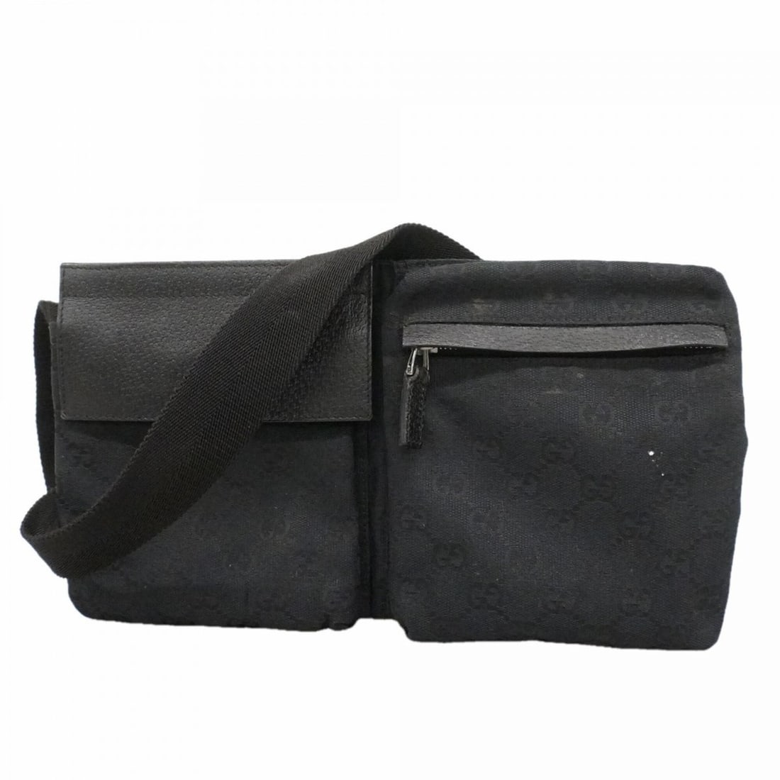 Gucci Bag/Waist Bag GG Canvas 28566 Black Women's: --- Catalog ---Category: SizeSize (HxWxD): 16cm x 30cm x 2.5cm / 6.29'' x 11.81'' x 0.98''Category: DesignType: Fanny packColor: BlackGender: WomenMaterial: Canvas Hardware Color: SilverCategory: Gene