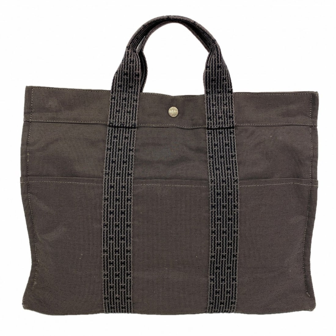 Hermes Herline MM Canvas Tote Bag, Gray, Men's & Women's: --- Catalog ---Category: SizeSize (HxWxD): 32cm x 43cm x 10.5cm / 12.59'' x 16.92'' x 4.13''Category: DesignType: Tote bagColor: GrayGender: Men,WomenMaterial: Canvas Hardware Color: SilverCategory: G
