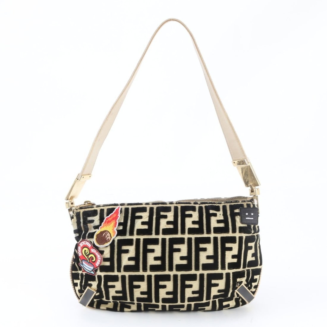 Fendi Zucca Patch FF Leather Canvas One-Shoulder Bag, Shoulder Handbag for Women: --- Catalog ---Category: SizeSize (HxWxD): 20cm x 27cm x 5cm / 7.87'' x 10.62'' x 1.96''Strap Length: 61cm / 24.01''Category: DesignType: Handbag, Shoulder bagColor: Beige, BlackGender: WomenMaterial:
