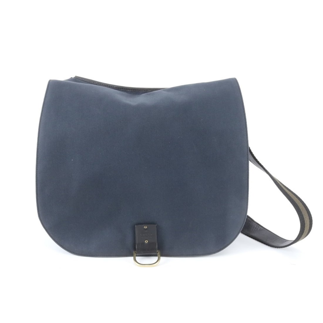 Gucci 90669 Leather Canvas Shoulder Bag Messenger Navy Blue Men's: --- Catalog ---Category: SizeSize (HxWxD): 33cm x 32cm x 36cm / 12.99'' x 12.59'' x 14.17''Strap Length: 91cm / 35.82''Category: DesignType: Shoulder bagColor: Black, NavyGender: MenMaterial: Leather 