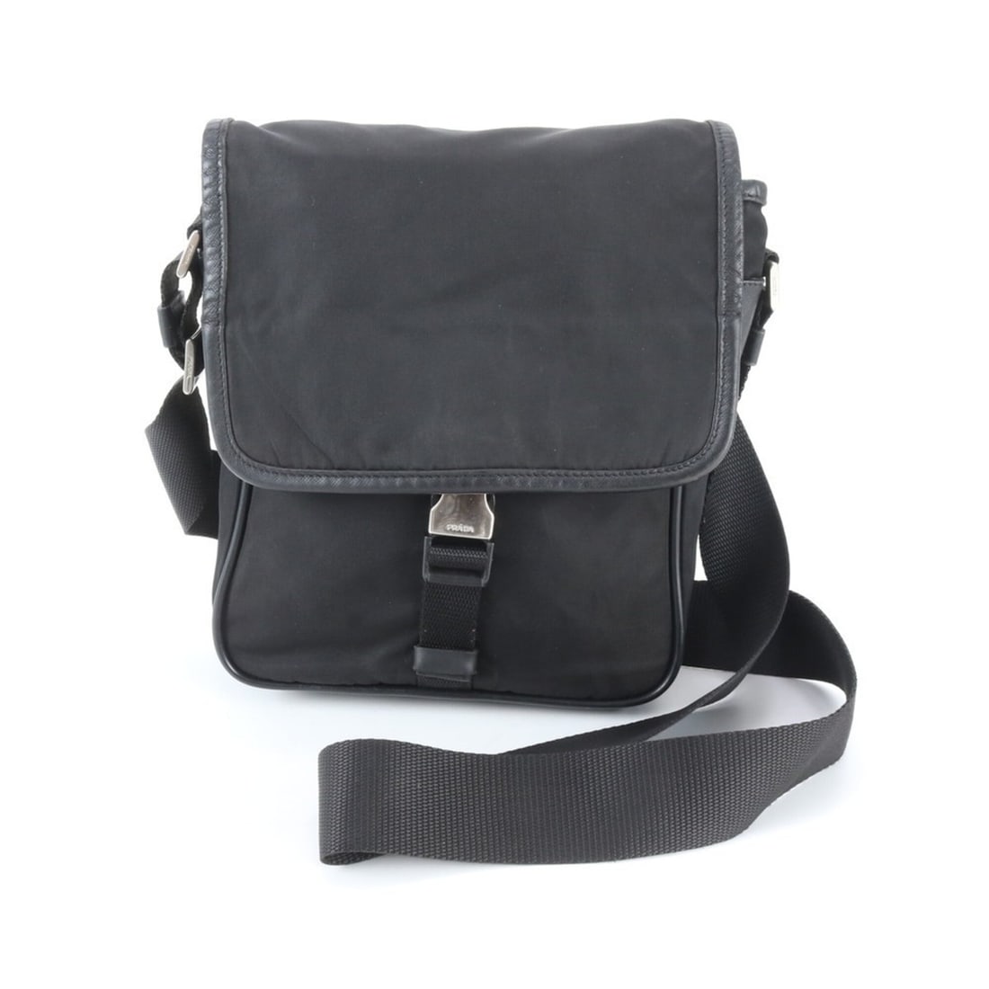 Prada Tessuto Nylon Triangle Logo Leather Shoulder Bag Messenger Black Men's: --- Catalog ---Category: SizeSize (HxWxD): 22cm x 20cm x 6cm / 8.66'' x 7.87'' x 2.36''Category: DesignType: Shoulder bagColor: BlackGender: MenMaterial: Nylon , Leather Category: GeneralBrand: PradaC