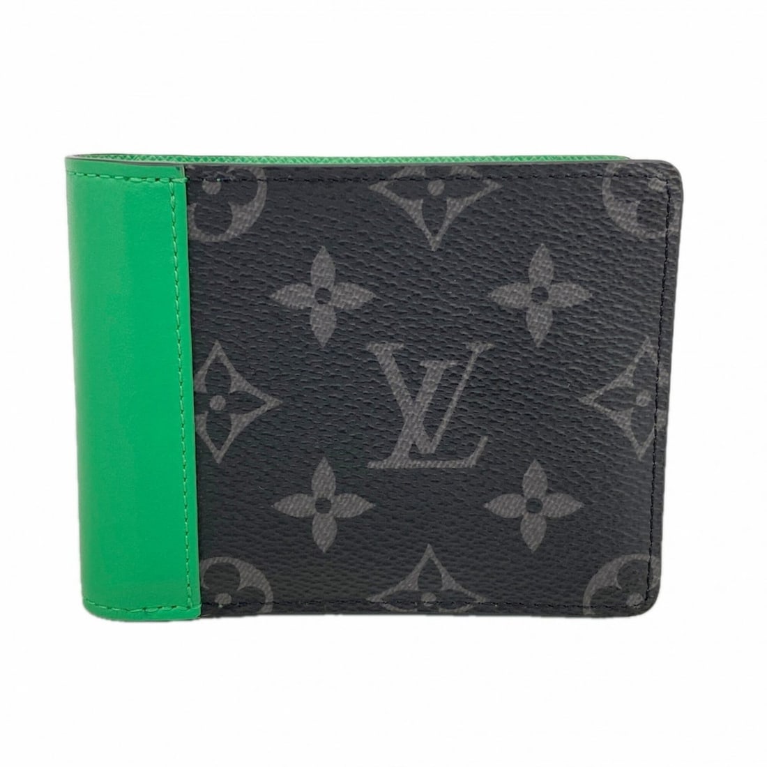 Louis Vuitton Monogram Eclipse Portefeuille Slender Wallet M25849 Black Bamboo Green Men's: --- Catalog ---Category: SizeSize (HxWxD): 9cm x 11cm x 2.5cm / 3.54'' x 4.33'' x 0.98''Category: DesignType: Wallet (bi-fold)Color: BlackGender: MenCategory: GeneralMPN: M25849Brand: Louis Vuitton---