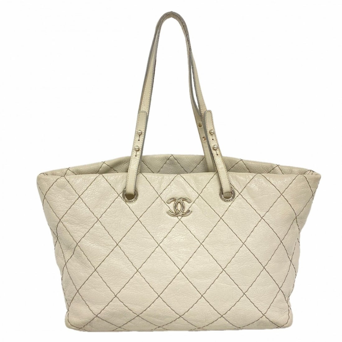 Chanel Tote Bag On the Rose Leather Gray Women's: --- Catalog ---Category: SizeSize (HxWxD): 28cm x 36cm x 13cm / 11.02'' x 14.17'' x 5.11''Category: DesignType: Tote bagColor: GrayGender: WomenMaterial: Leather Hardware Color: SilverCategory: Genera