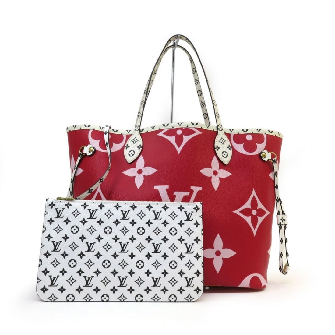 LOUIS VUITTON Giant Monogram Neverfull MM M44567 Tote Bag Shoulder Multicolor: --- Catalog ---Category: SizeSize (HxWxD): 28cm x 32cm x 15cm / 11.02'' x 12.59'' x 5.9''Category: DesignType: Shoulder bag, Tote bagColor: Multi-colorGender: WomenMaterial: Monogram Category: General