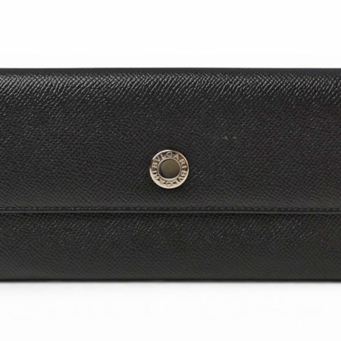Bulgari Classico BVLGARI Bi-fold Long Wallet, Grain Leather, Black, 20911: --- Catalog ---Category: SizeSize (HxWxD): 9.3cm x 19cm x 1.8cm / 3.66'' x 7.48'' x 0.7''Category: DesignType: Long wallet (bi-fold)Color: BlackGender: Women,MenMaterial: Leather Category: GeneralBran