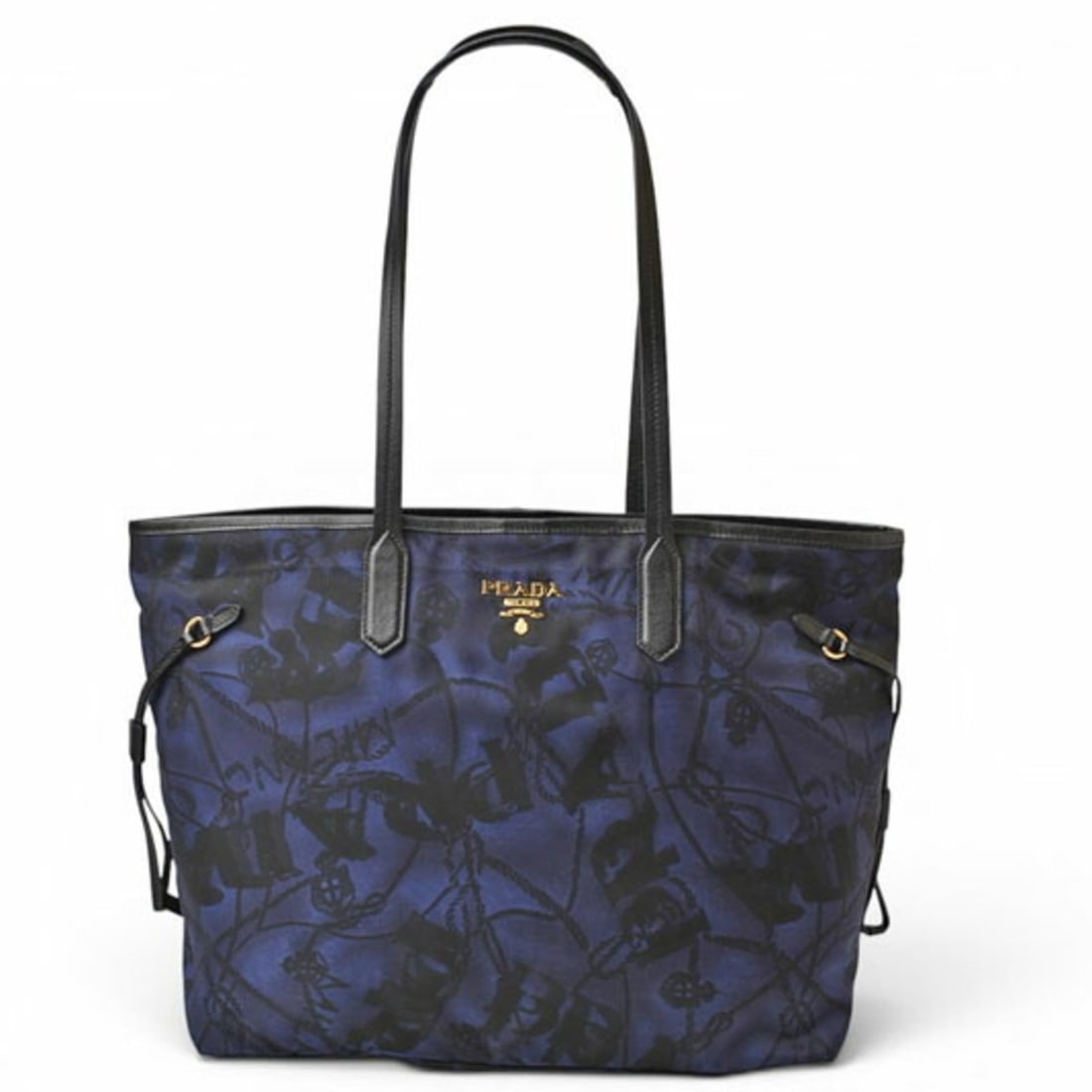 Prada tote bag, A4 size, PRADA bag BR4001, nylon, BALTICO blue.: --- Catalog ---Category: SizeSize (HxWxD): 28cm x 35cm x 13cm / 11.02'' x 13.77'' x 5.11''Category: DesignType: Tote bagColor: BlueGender: Women,MenMaterial: Nylon Category: GeneralBrand: PradaCountry