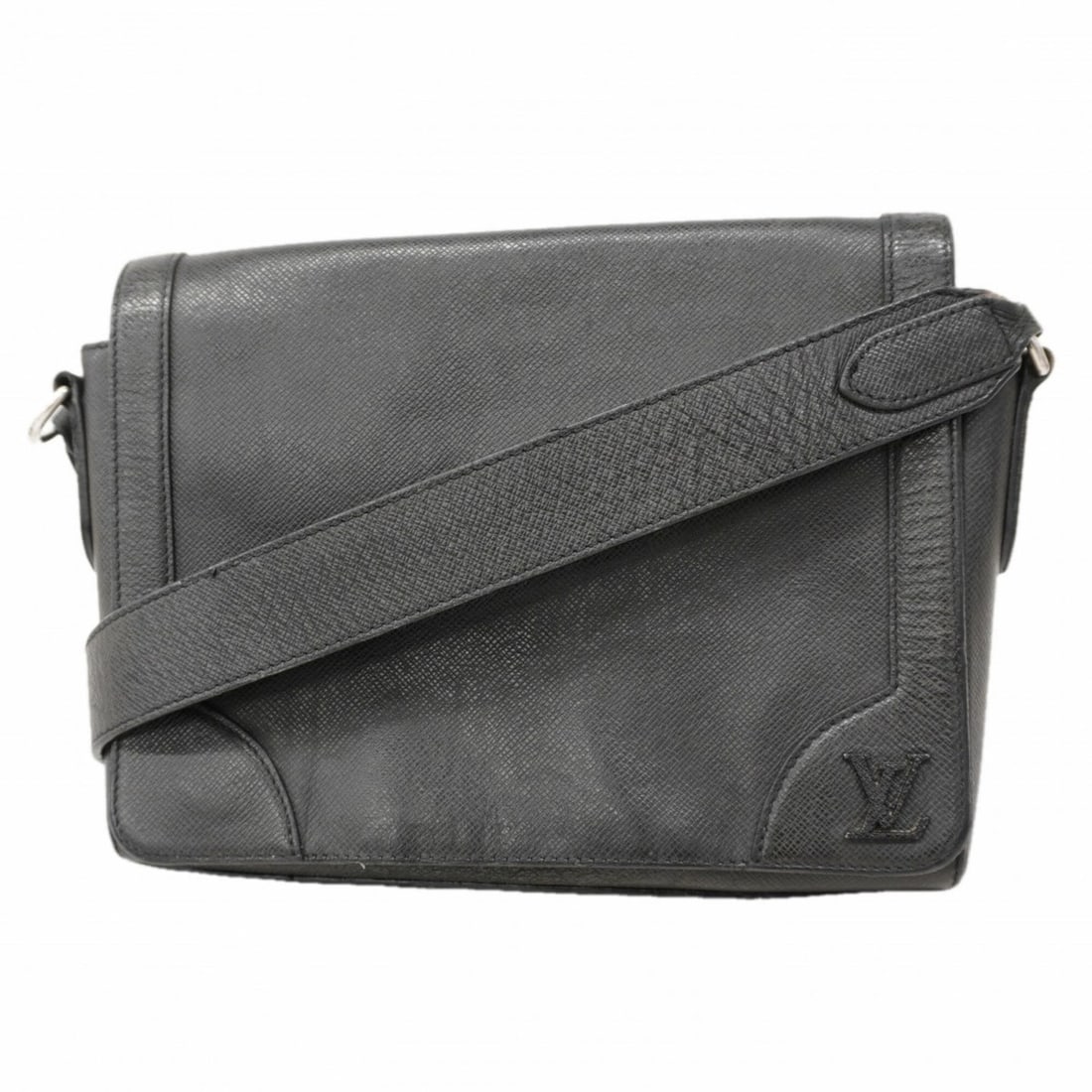 Louis Vuitton Taiga New Flap Shoulder Bag M30807 Noir Men's: --- Catalog ---Category: SizeSize (HxWxD): 21cm x 27.5cm x 4cm / 8.26'' x 10.82'' x 1.57''Category: DesignType: Shoulder bagColor: NoirGender: MenCategory: GeneralMPN: M30807Brand: Louis Vuitton--- It