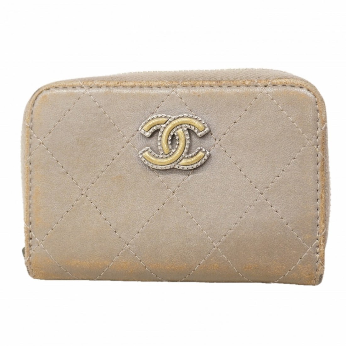 Chanel Matelassé Lambskin Wallet/Coin Case, Gray, Women's: --- Catalog ---Category: SizeSize (HxWxD): 8cm x 11cm x 1.5cm / 3.14'' x 4.33'' x 0.59''Category: DesignType: Coin purse/coin caseColor: GrayGender: WomenMaterial: Leather Leather/Fur Type: LambskinCa