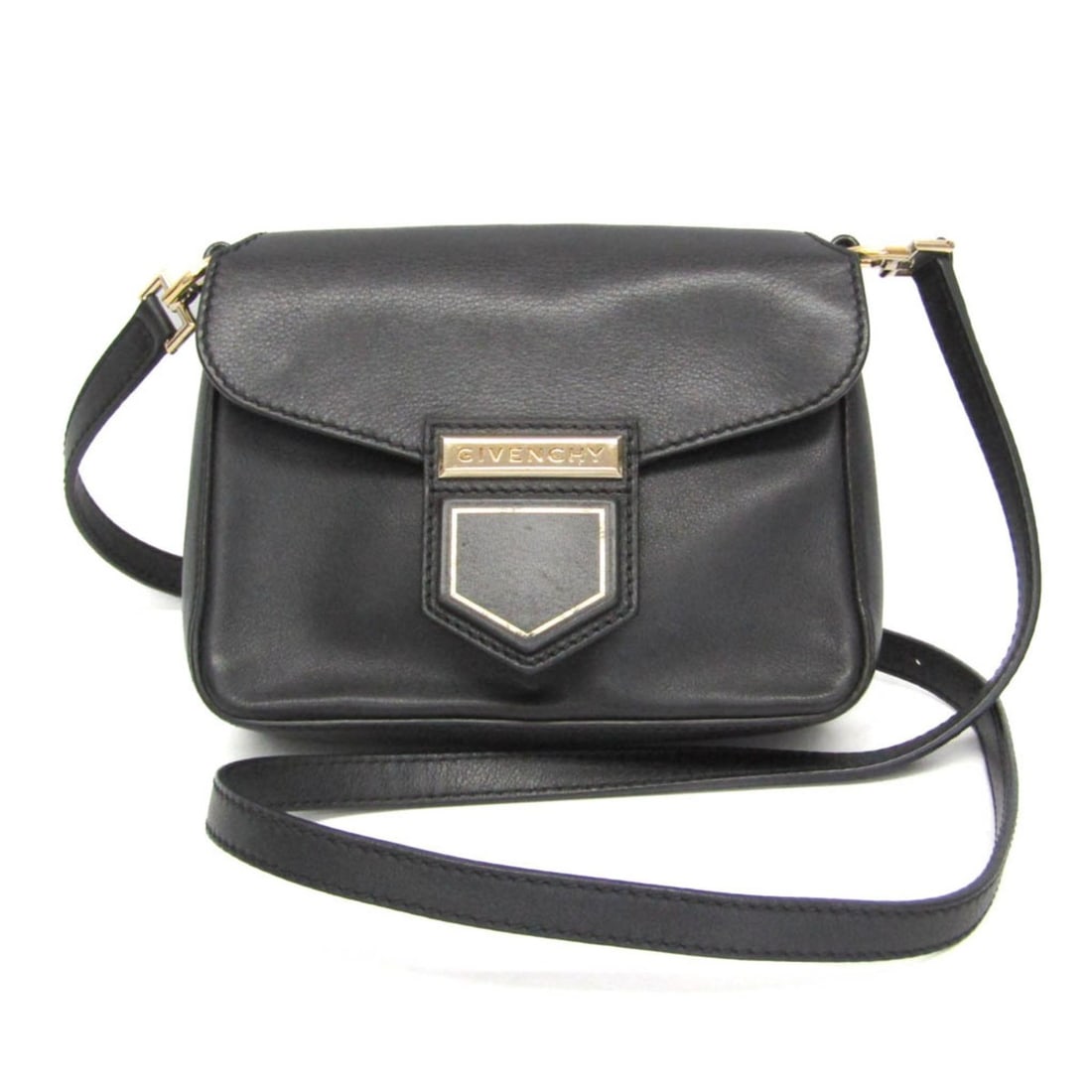 Givenchy Nobile Women's Leather Shoulder Bag Black: --- Catalog ---Category: SizeSize (HxWxD): 14.5cm x 18.5cm x 5.5cm / 5.7'' x 7.28'' x 2.16''Strap Length: 109cm - 121cm / 42.91'' - 47.63''Category: DesignType: Shoulder bagColor: BlackGender: WomenCl