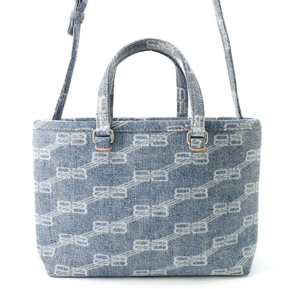 Balenciaga Handbag Signature BB Monogram Small Denim 702699 BALENCIAGA 2-way Shoulder Bag: --- Catalog ---Category: SizeSize (HxWxD): 18.5cm x 23.5cm x 10.5cm / 7.28'' x 9.25'' x 4.13''Category: DesignType: HandbagColor: BlueGender: WomenMaterial: Denim Category: GeneralBrand: BalenciagaCou
